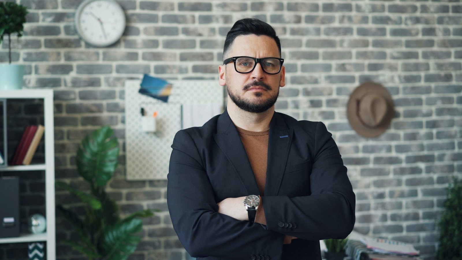motiver son équipe sans budget, motivation non financière, reconnaissance verbale, feedback régulier, responsabilisation, autonomie, opportunités de développement, missions valorisantes, challenges d’équipe, esprit de groupe, communication transparente, cohésion d’équipe, activités collaboratives, formation interne, mentoring entre pairs, objectifs partagés, écoute active, valorisation des compétences, célébration des réussites, culture d’entreprise positive, créativité encouragée, engagement collectif, confiance mutuelle, coopération renforcée, leadership participatif