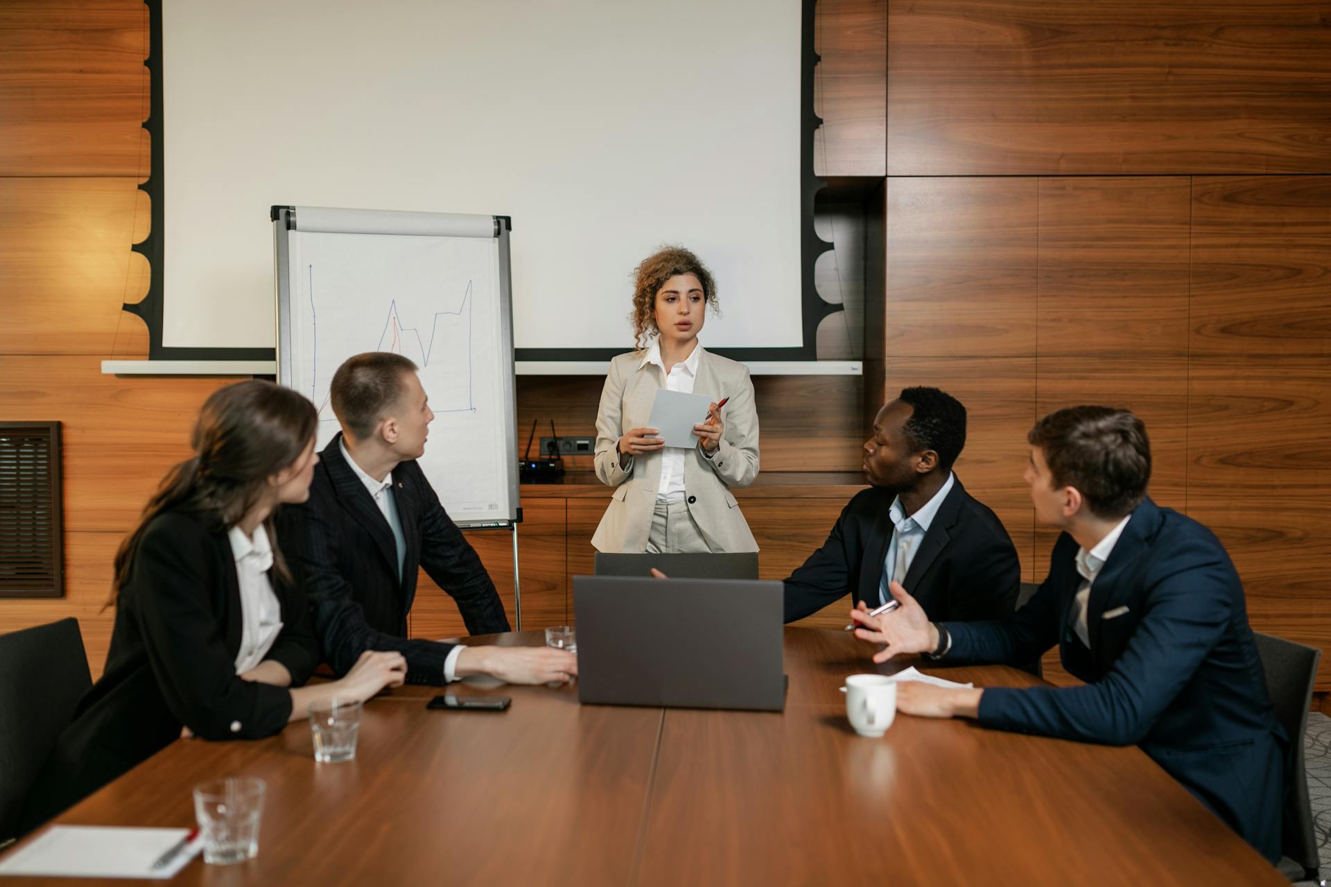 Hersey et Blanchard, leadership situationnel, modèle Hersey Blanchard, styles managériaux, directif, persuasif, participatif, délégatif, maturité collaborateur, compétence, motivation, adapter management, niveau M1 M2 M3 M4, style S1 S2 S3 S4, diriger guider, vendre persuader, impliquer équipe, déléguer responsabilité, autonomie croissante, flexibilité managériale, exemples concrets, transition progressive styles, montée compétences, engagement durable, efficacité situationnelle, formation manager situationnel, e‑learning management, blended learning, Qualiopi, CPF, RNCP, ORSYS, Cegos, CNAM, Paris, Lyon, Marseille, Toulouse, Lille, Nantes, Strasbourg, Bordeaux, Montpellier, Rennes